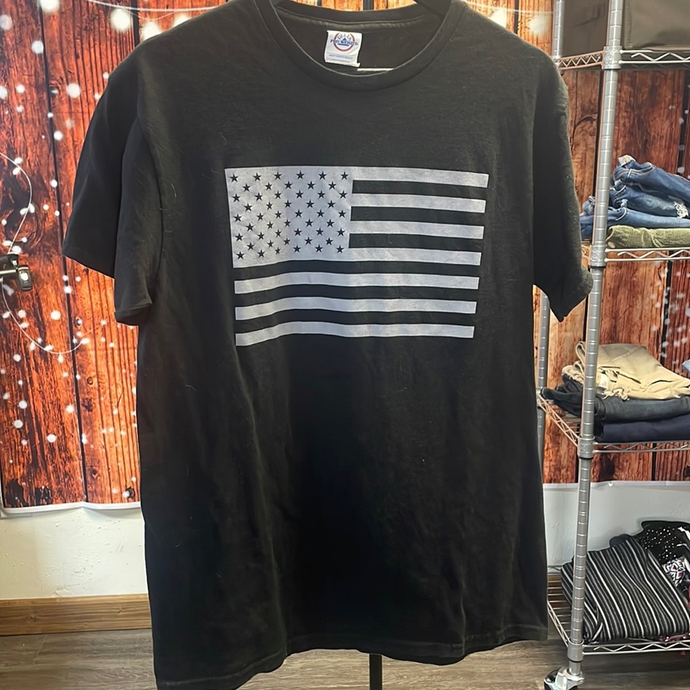 Black and grey American flag